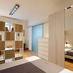Contarini By Interhome شقة ميلان
